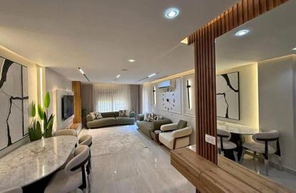 فيلا - 4 غرف نوم - 4 حمامات للبيع في كايرو جايت - كمبوندات الشيخ زايد - الشيخ زايد - الجيزة