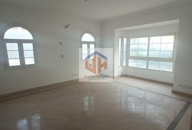 57488597 - Property Image 2