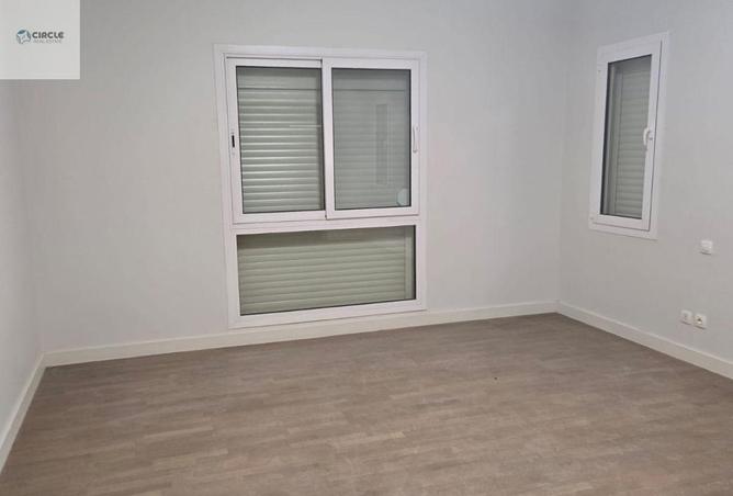 97421374 - Property Image 3