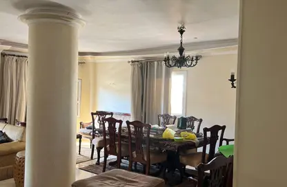 شقة - 3 غرف نوم - 2 حمامات للبيع في شارع البستان - الحي التاسع - الشيخ زايد - الجيزة