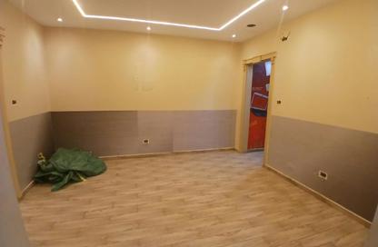 Shop - Studio - 2 Bathrooms for rent in Shooting Club Street - Dokki - Giza