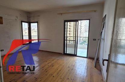Apartment - 3 Bedrooms - 2 Bathrooms for sale in Abou Dawoud Al Zahery St. - 6th Zone - Nasr City - Cairo
