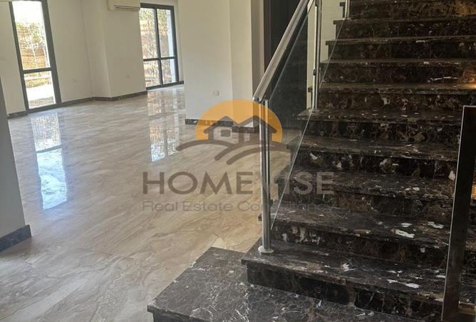 73231477 - Property Image 3