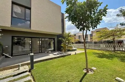 منزل مزدوج - 4 غرف نوم - 4 حمامات للبيع في كمبوند البروج - كمبوندات الشروق - مدينة الشروق - القاهرة