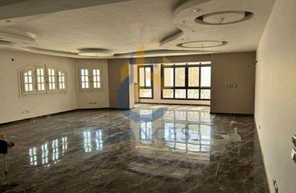 Apartment - 3 Bedrooms - 3 Bathrooms for sale in 10th Sector - Zahraa El Maadi - Hay El Maadi - Cairo Apartment - 3 Bedrooms - 3 Bathrooms for sale in 10th Sector - Zahraa El Maadi - Hay El Maadi - Cairo