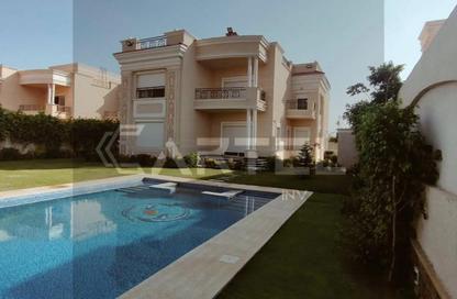Villa - 6 - 6 for sale in Fountain Park - 5th Settlement Compounds - The 5th Settlement - New Cairo City - Cairo