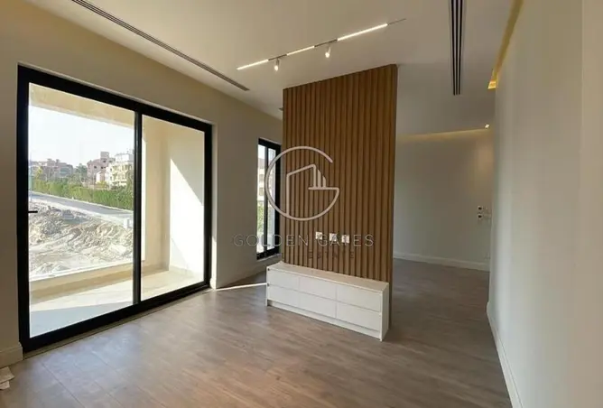 112974012 - Property Image 3