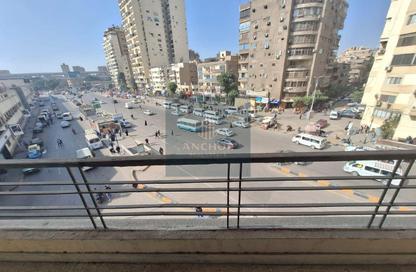 شقة - 3 غرف نوم - 2 حمامات للبيع في شارع التحرير - الدقي - الجيزة