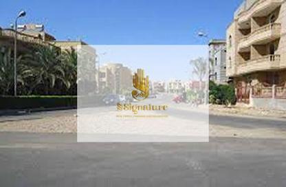 Apartment - 3 Bedrooms - 2 Bathrooms for sale in Ganoob El Acadimia - New Cairo City - Cairo