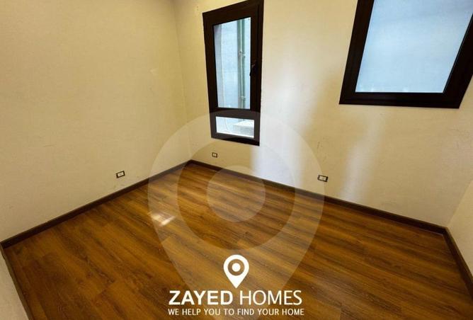 73768099 - Property Image 3