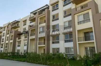 Apartment - 3 Bedrooms - 4 Bathrooms for sale in Uptown Cairo - Mokattam - Cairo