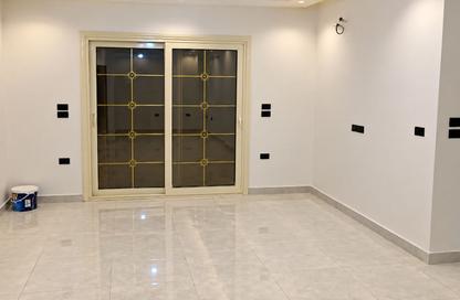 Apartment - 3 - 2 for rent in South Lotus - El Lotus - New Cairo City - Cairo