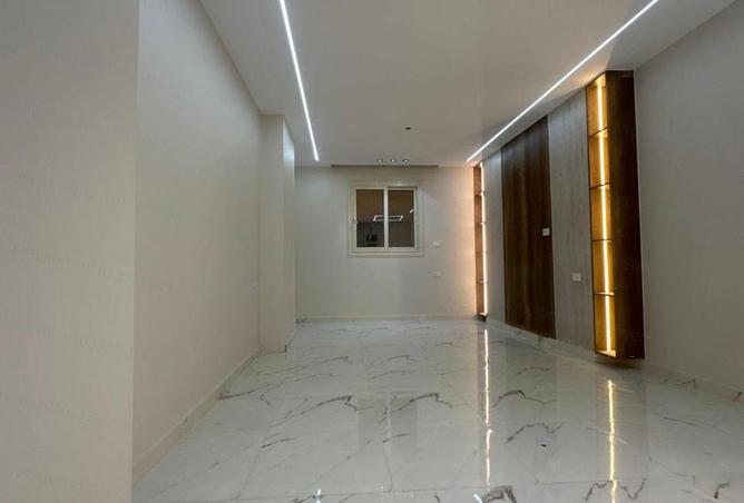 102897924 - Property Image 2