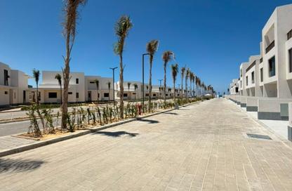 Chalet - 3 Bedrooms - 3 Bathrooms for sale in Ramla - Ras Al Hekma - North Coast