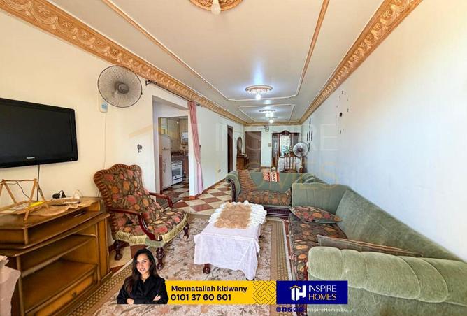 82100118 - Property Image 3