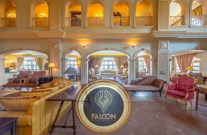 فيلا - 6 غرف نوم - 5 حمامات للبيع في كمبوند البروج - كمبوندات الشروق - مدينة الشروق - القاهرة