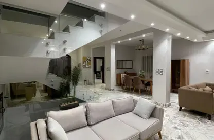 Villa - 5 Bedrooms - 5 Bathrooms for rent in Hyde Park - New Cairo City - Cairo