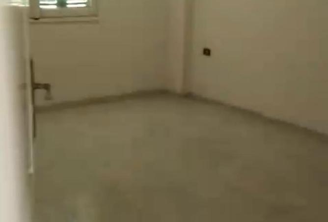 76233707 - Property Image 2