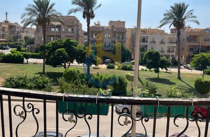 شقة - 3 غرف نوم - 2 حمامات للبيع في شارع دكتور محمد يوسف - البنفسج 7 - البنفسج - مدينة القاهرة الجديدة - القاهرة