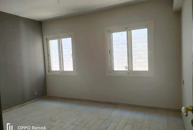 8651851 - Property Image 3