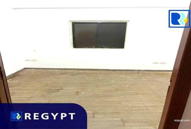 77321548 - Property Image 2