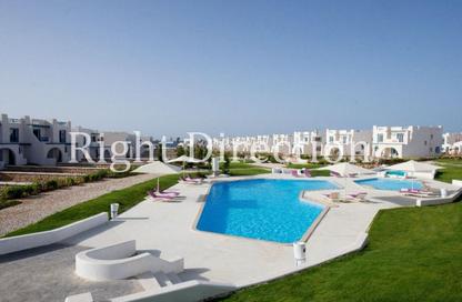 Chalet - 2 Bedrooms - 2 Bathrooms for sale in Mountain View - Ras Al Hekma - North Coast