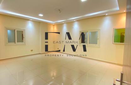 Apartment - 3 Bedrooms - 2 Bathrooms for rent in Mohammed Farid Axis - District 4 - The 5th Settlement - New Cairo City - Cairo