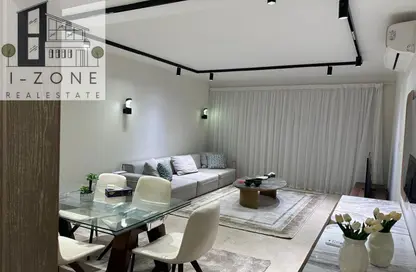 شقة - 2 غرف نوم - 2 حمامات للايجار في طريق اب تاون كايرو - الاباجية - حي الخليفة - القاهرة