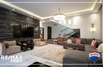 منزل مزدوج - 4 غرف نوم - 4 حمامات للبيع في النسايم - الحي المتميز - مدينة 6 أكتوبر - الجيزة