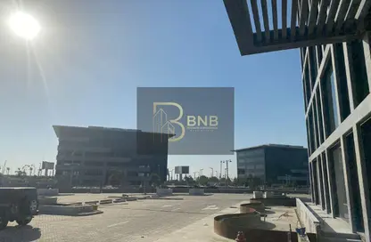 Office Space - 1 Bedroom - 1 Bathroom for rent in Cairo Festival City - North Investors Area - New Cairo City - Cairo