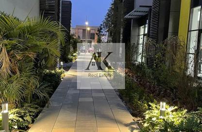 Office Space - Studio - 1 Bathroom for sale in District 5 - 5th Settlement Compounds - The 5th Settlement - New Cairo City - Cairo