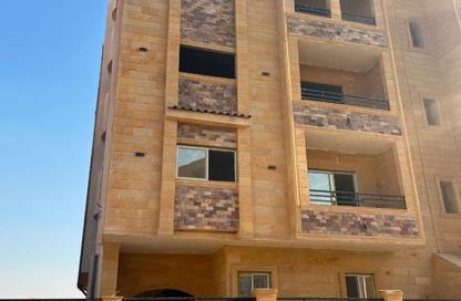 Apartment - 3 Bedrooms - 2 Bathrooms for sale in Mohamed Naguib Axis - Abou El Houl - New Cairo City - Cairo