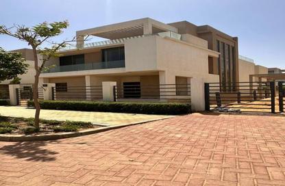 Villa - 3 Bedrooms - 4 Bathrooms for sale in Moon Residences - Fifth Square - The 5th Settlement - New Cairo City - Cairo
