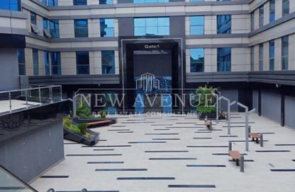 Clinic - Studio - 1 Bathroom for rent in Service Road - Ganoob El Acadimia - New Cairo City - Cairo