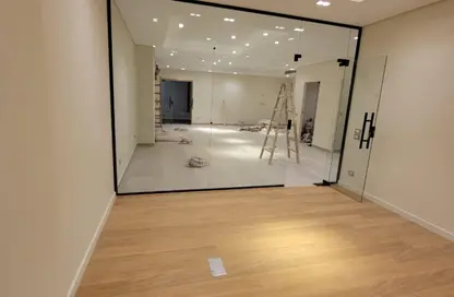 مساحات مكتبية - 3 غرف نوم - 2 حمامات للايجار في ذا لين - محور 26 يوليو - الشيخ زايد - الجيزة