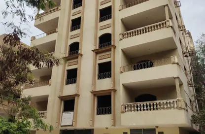 Apartment - 3 Bedrooms - 3 Bathrooms for sale in Zuhair Sabry St. - 1st Zone - Nasr City - Cairo