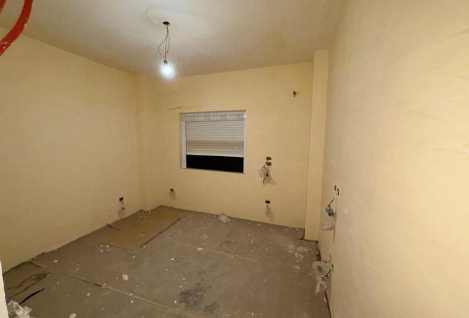 66433433 - Property Image 2