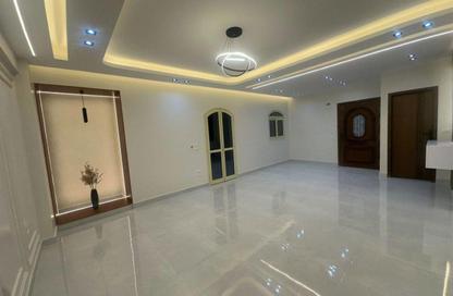 Apartment - 4 Bedrooms - 3 Bathrooms for sale in Creek Town - The 1st Settlement - New Cairo City - Cairo Apartment - 4 Bedrooms - 3 Bathrooms for sale in Creek Town - The 1st Settlement - New Cairo City - Cairo
