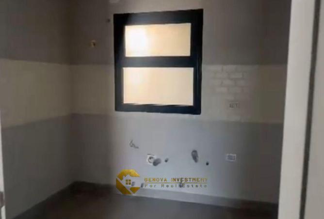 73772505 - Property Image 3