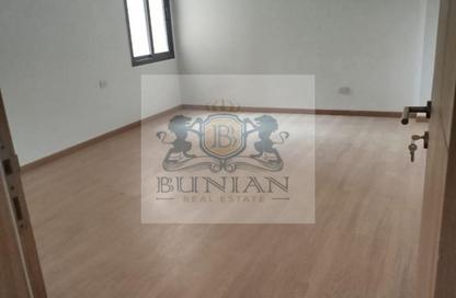 Apartment - 3 Bedrooms - 3 Bathrooms for sale in Fifth Square - The 5th Settlement - New Cairo City - Cairo