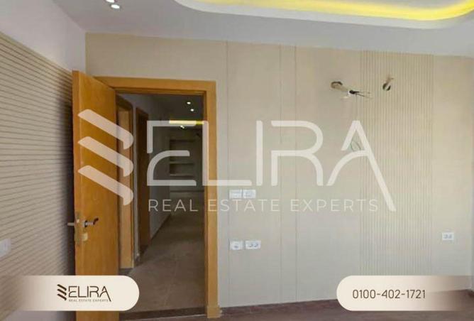 71144210 - Property Image 3