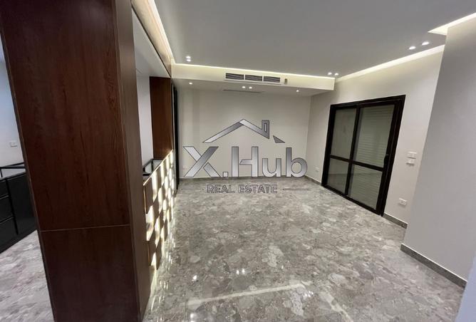 102906487 - Property Image 3