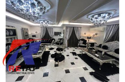 Apartment - 3 Bedrooms - 3 Bathrooms for rent in Ezz Al Din Taha St. - 1st Zone - Nasr City - Cairo