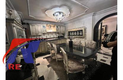 Apartment - 3 Bedrooms - 3 Bathrooms for rent in Ezz Al Din Taha St. - 1st Zone - Nasr City - Cairo