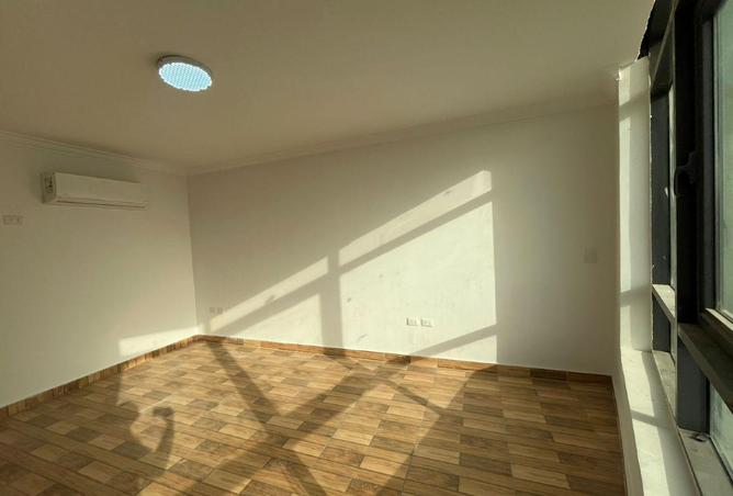 8638077 - Property Image 3