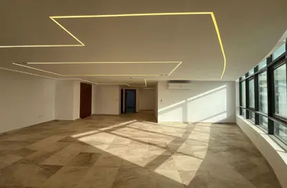 Office Space - 4 Bedrooms - 2 Bathrooms for rent in Maadi - Hay El Maadi - Cairo