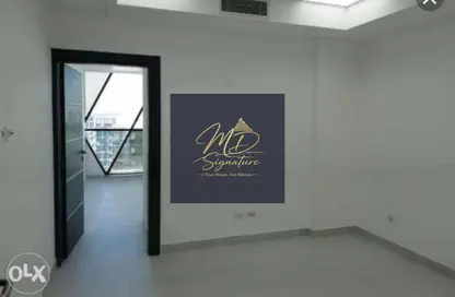 Office Space - 2 Bedrooms - 1 Bathroom for rent in Cairo Business Plaza - North Teseen St. - The 5th Settlement - New Cairo City - Cairo