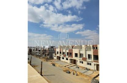 تاون هاوس - 4 - 4 للبيع في ازار 2 - كمبوندات التجمع الخامس - التجمع الخامس - مدينة القاهرة الجديدة - القاهرة