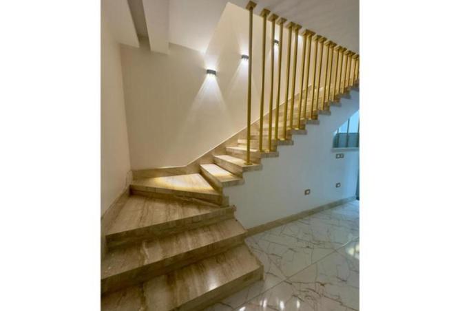 8610813 - Property Image 3