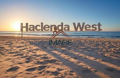 Chalet - 2 Bedrooms - 2 Bathrooms for sale in Hacienda West - Ras Al Hekma - North Coast